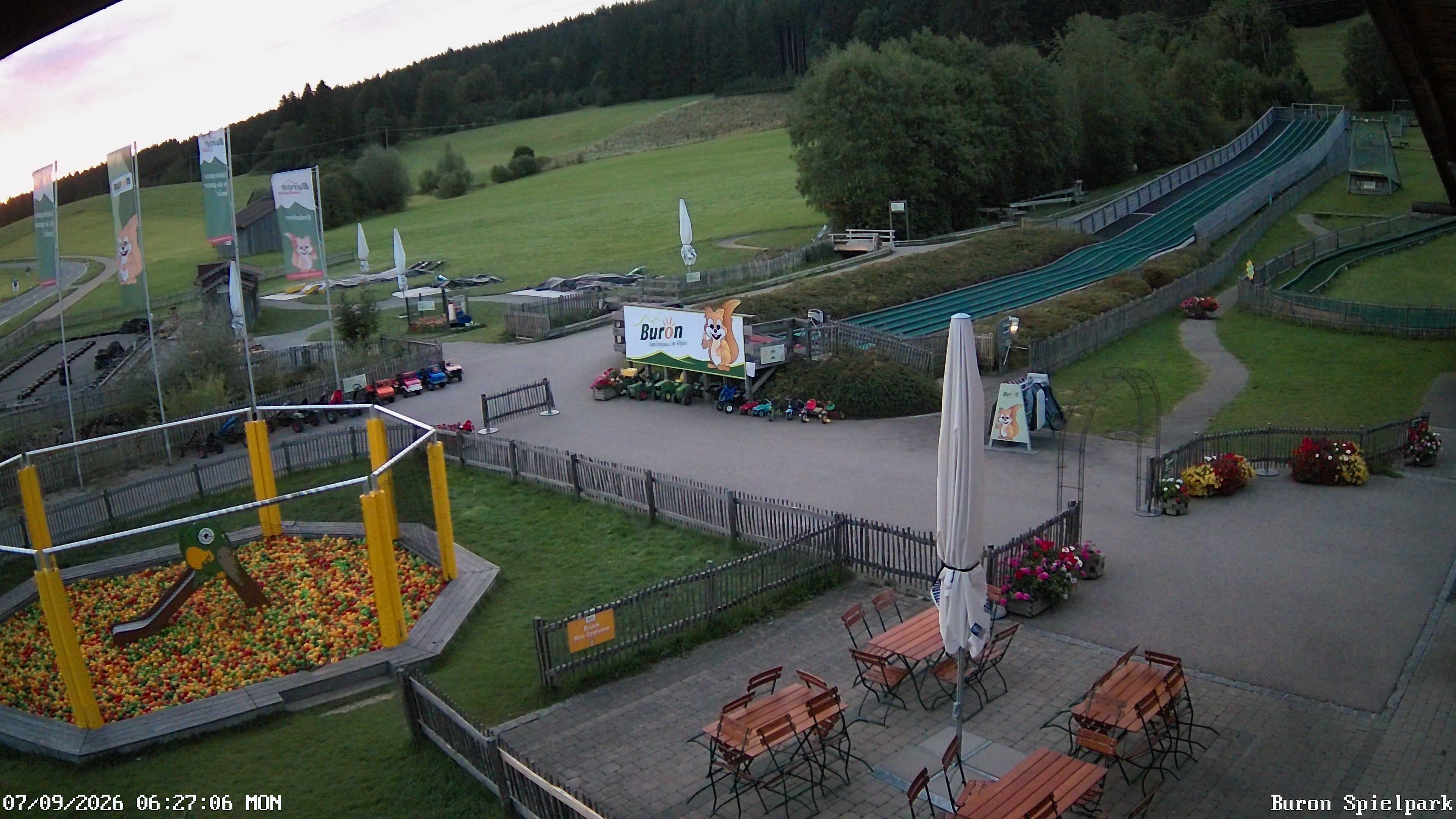 Archiv Foto Webcam Fernsicht auf den Gasthof Buron Stadl im Tal
