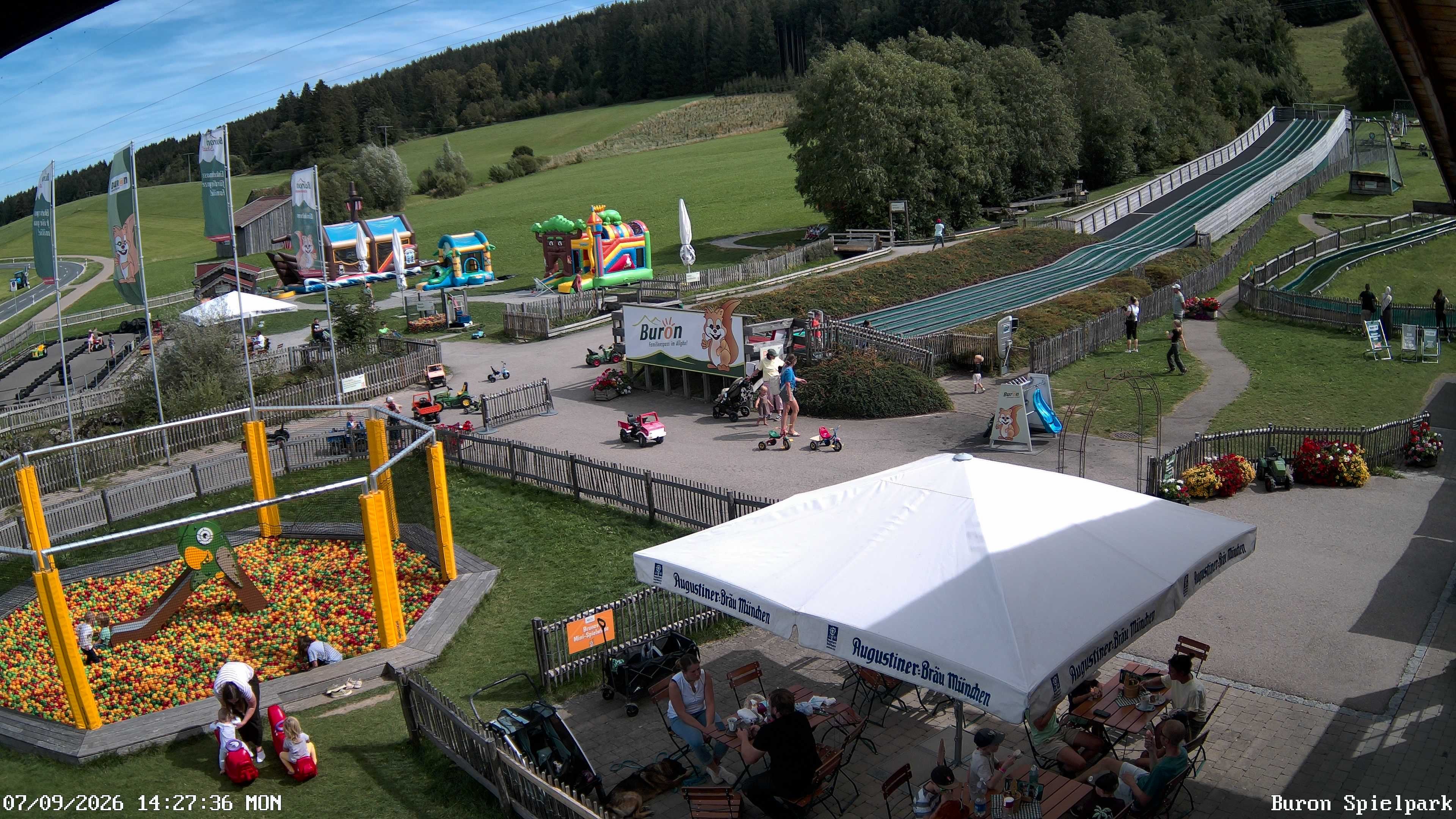 Archiv Foto Webcam Fernsicht auf den Gasthof Buron Stadl im Tal