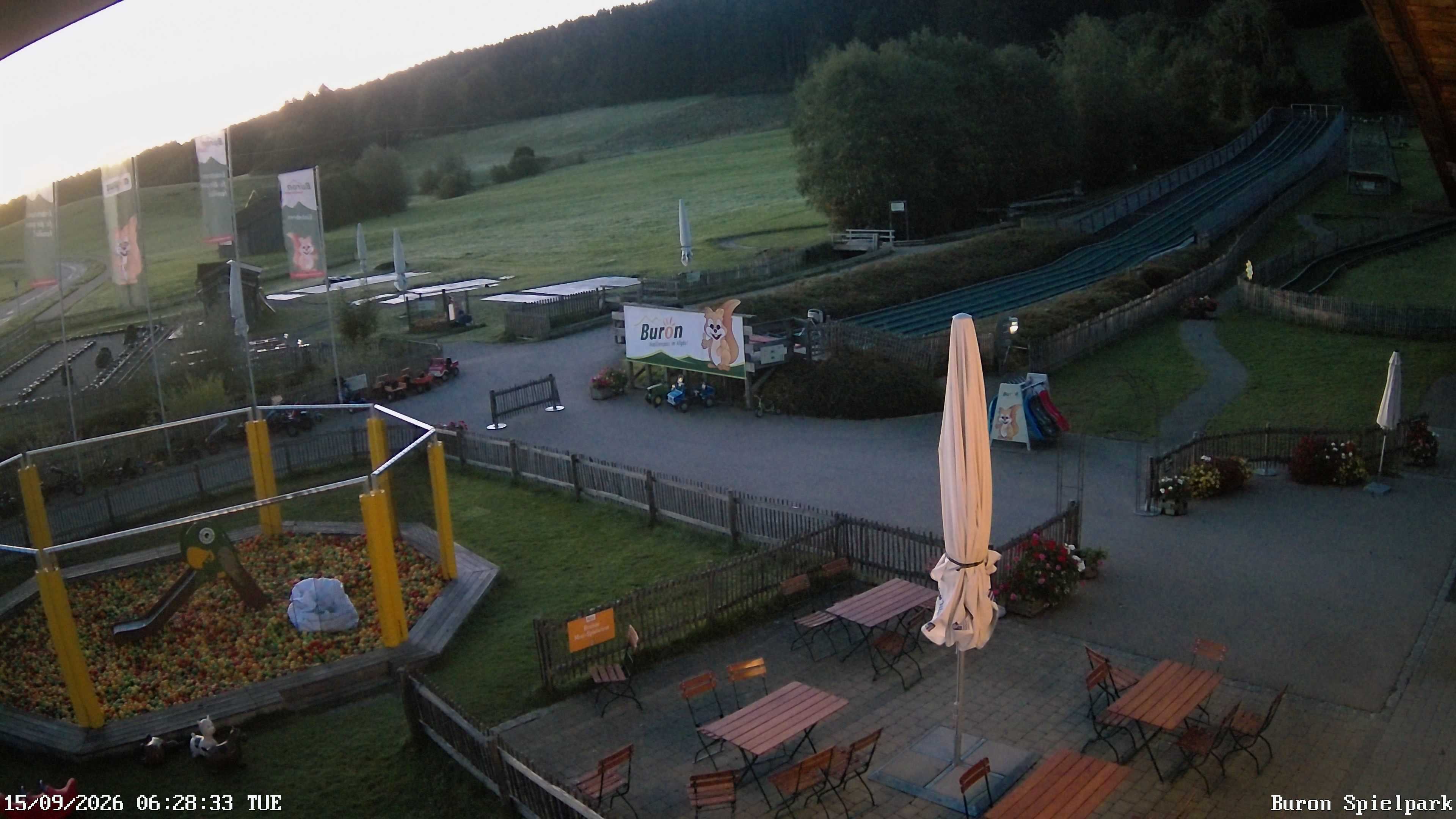 Archiv Foto Webcam Fernsicht auf den Gasthof Buron Stadl im Tal