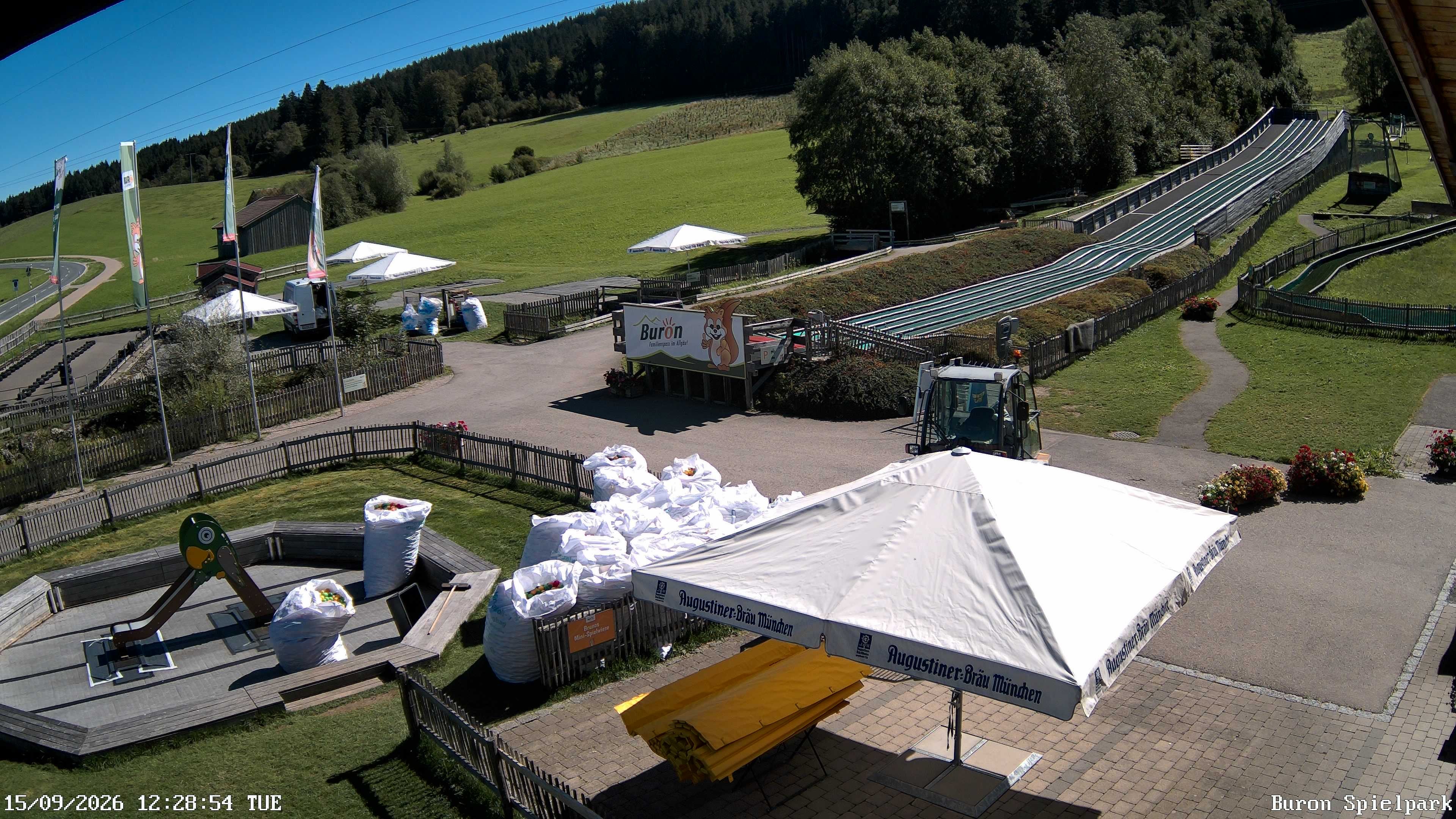 Archiv Foto Webcam Fernsicht auf den Gasthof Buron Stadl im Tal