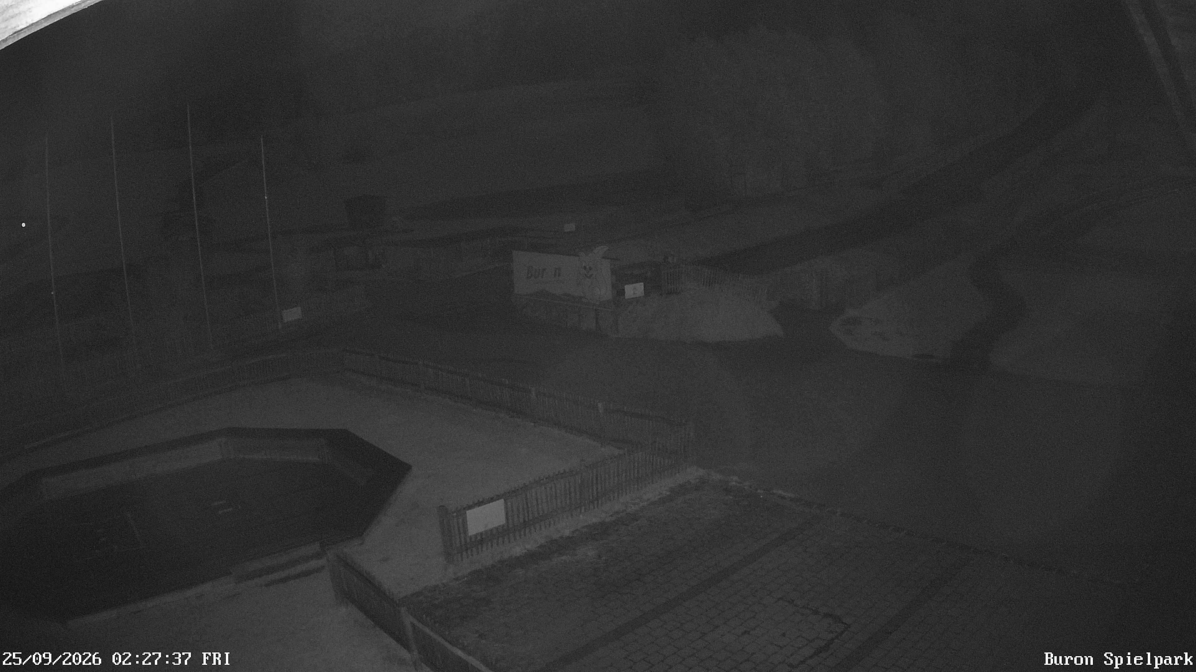 Archived image Webcam with the view of the Alpine restaurant Buron Stadl