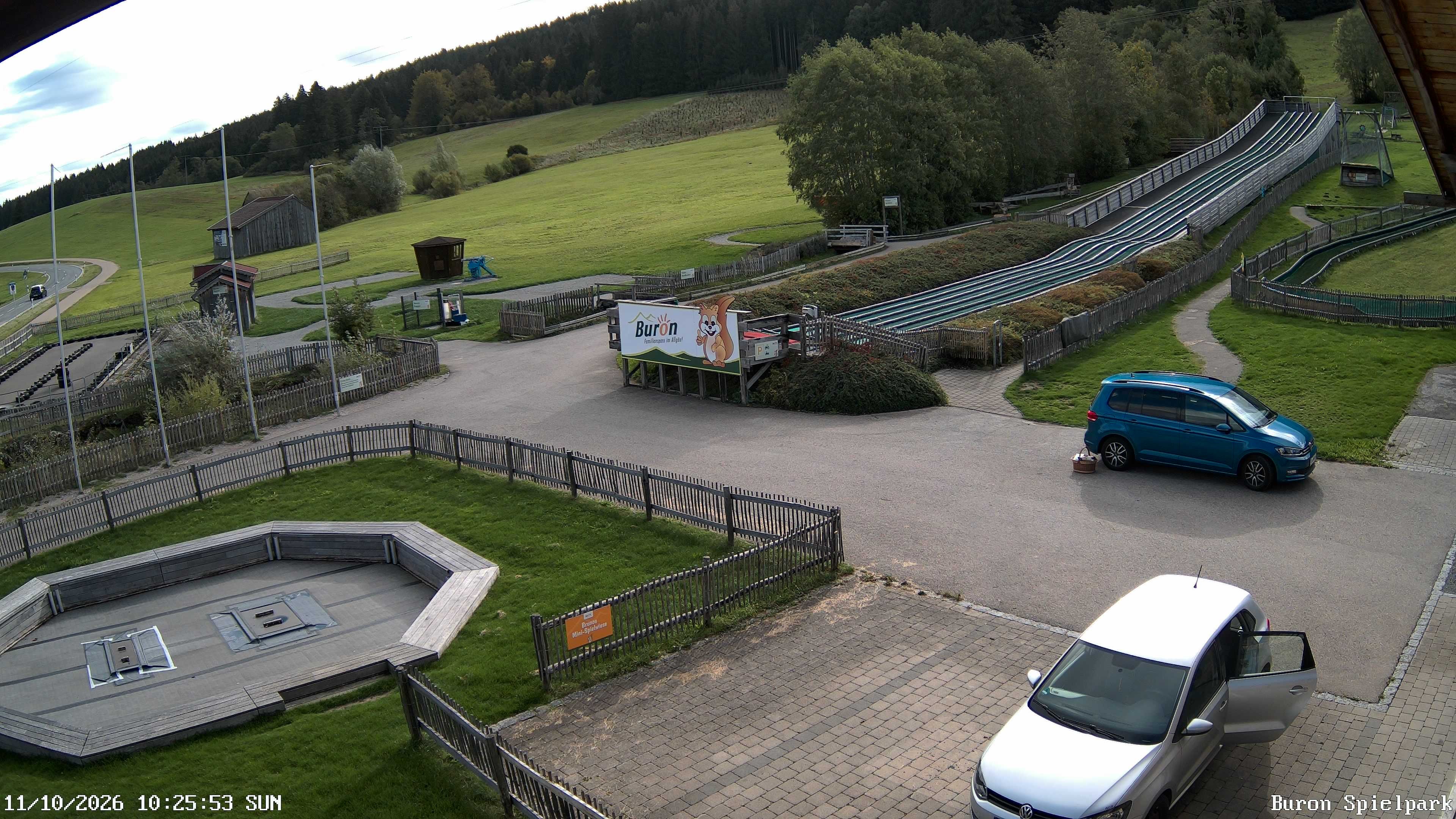 Archived image Webcam with the view of the Alpine restaurant Buron Stadl