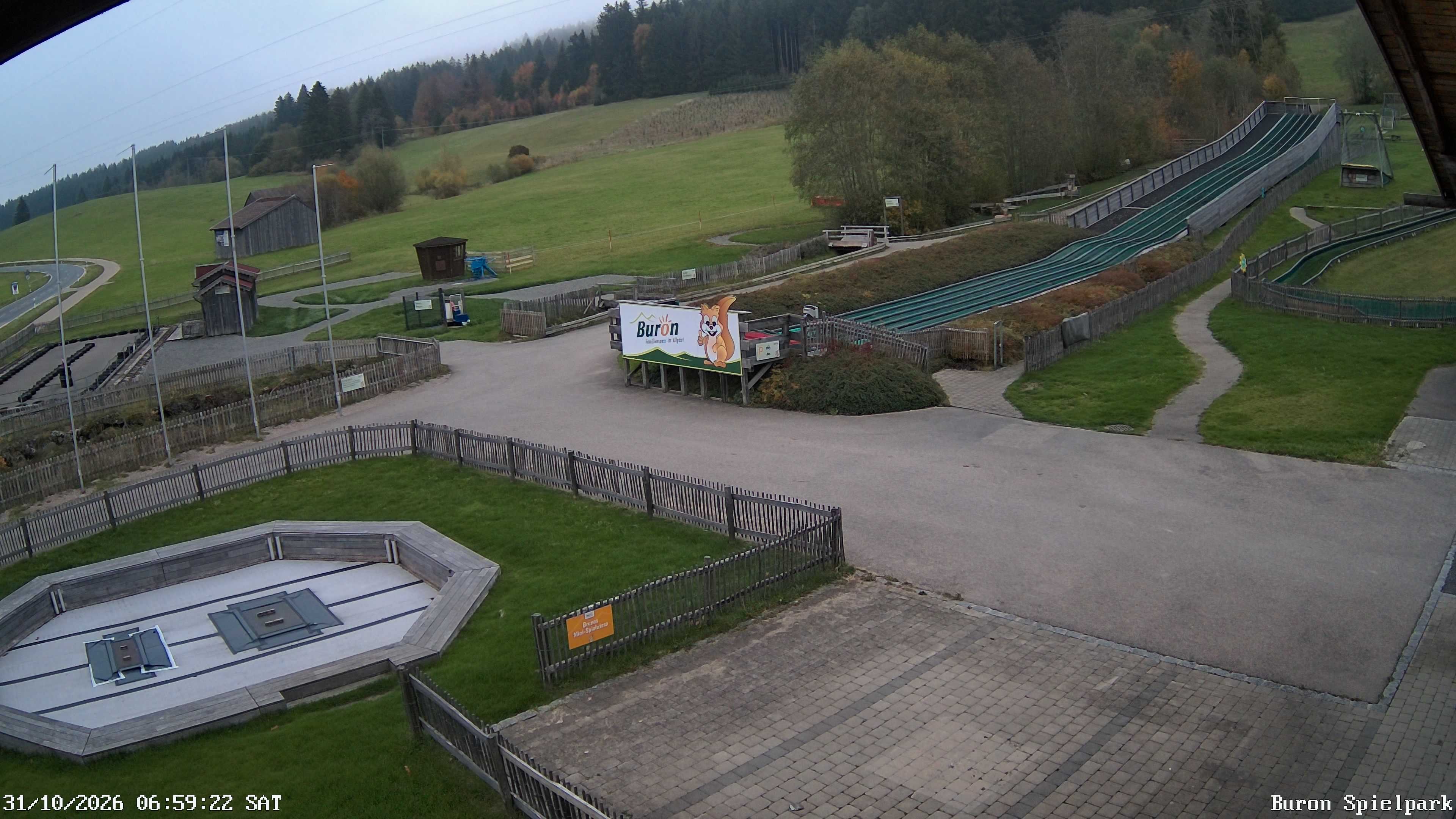 Archived image Webcam with the view of the Alpine restaurant Buron Stadl
