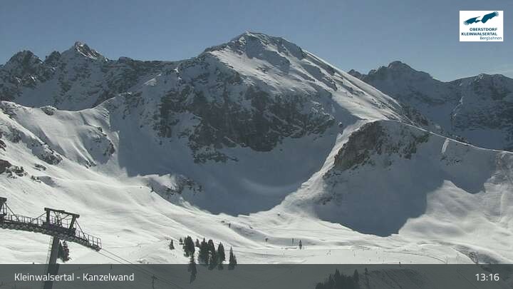 Archived image Webcam Kanzelwand at Kleinwalsertal Valley