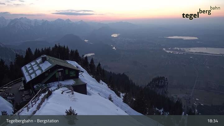 Archiv Foto Webcam Fernblick von der Bergstation am Tegelberg