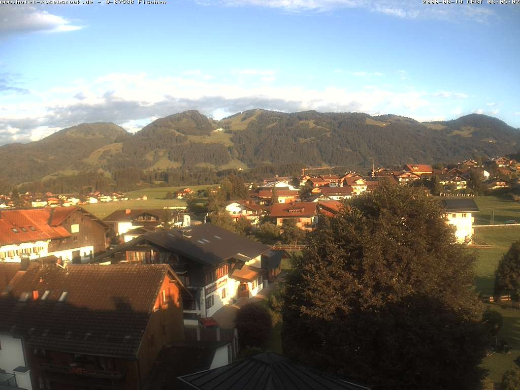 Archived image Webcam Rosenstock Hotel, Fischen in the Allgäu