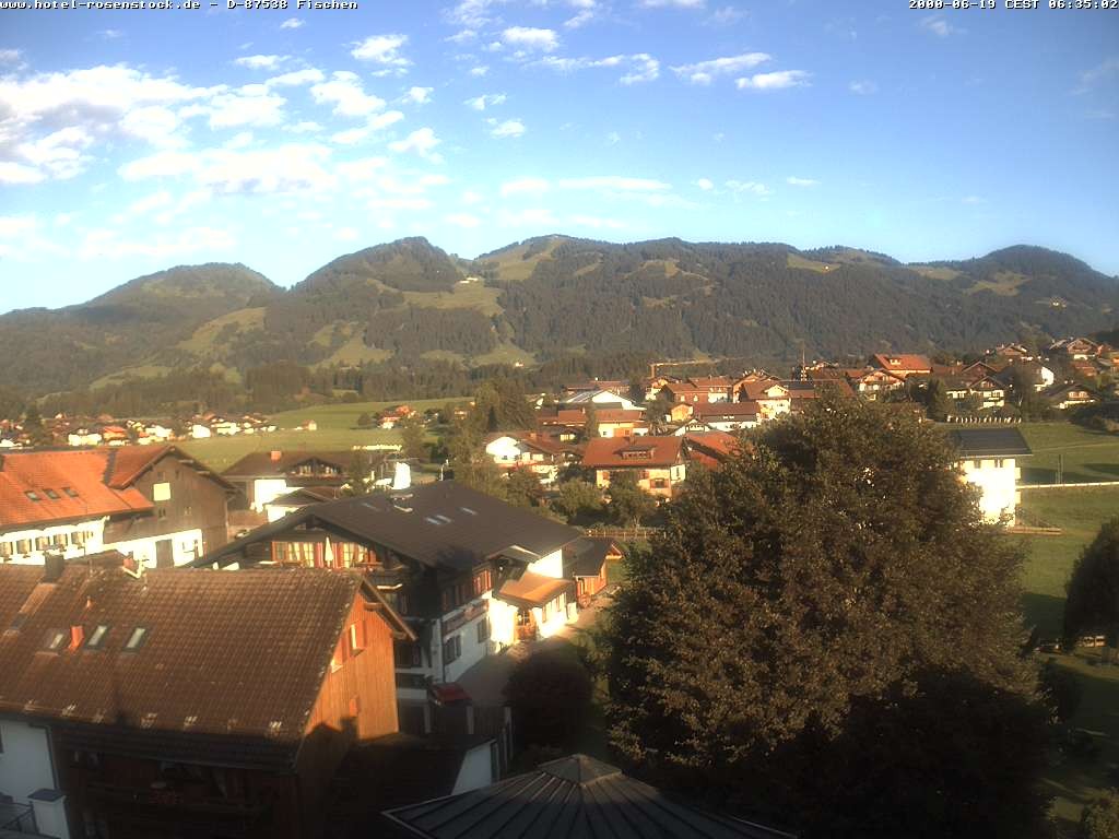 Archived image Webcam Rosenstock Hotel, Fischen in the Allgäu
