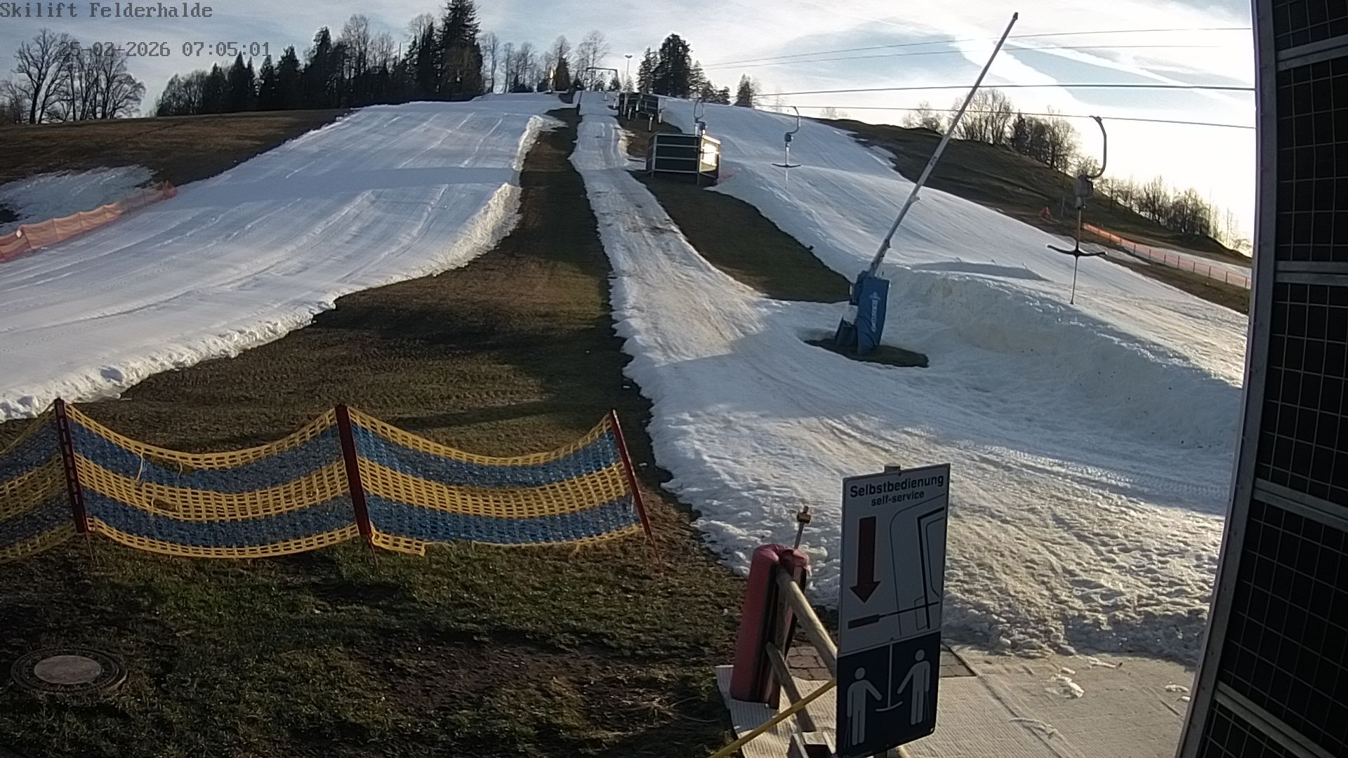 Archived image Webcam Skiing Area, Isny