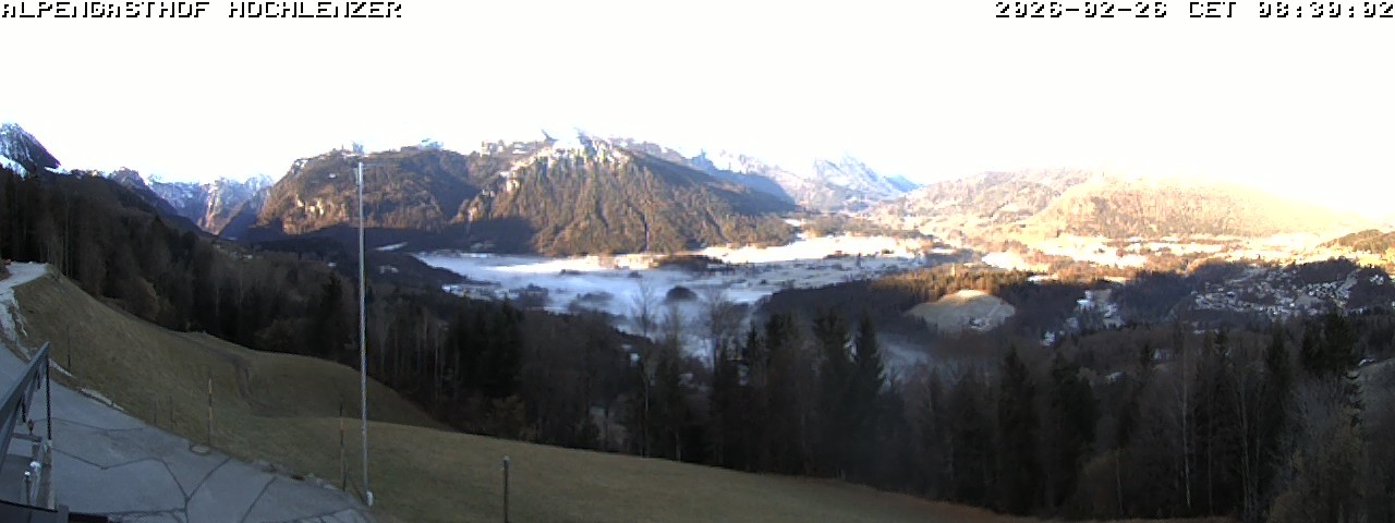Archived image Webcam Schönau am Königssee - View Mountain Hut Hochlenzer