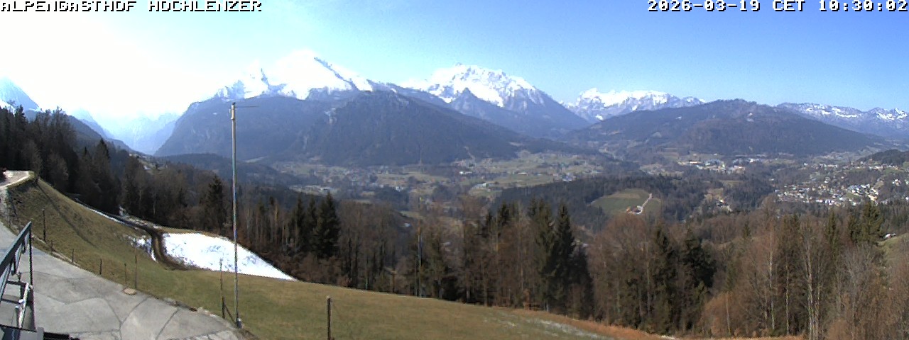 Archived image Webcam Schönau am Königssee - View Mountain Hut Hochlenzer