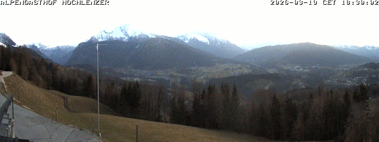 Archived image Webcam Schönau am Königssee - View Mountain Hut Hochlenzer