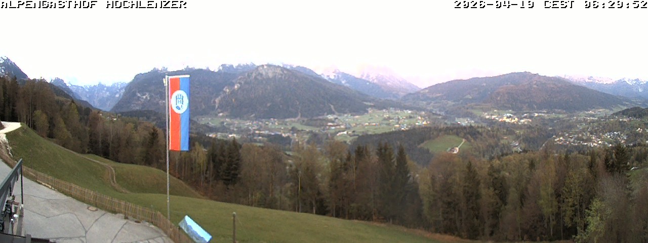 Archived image Webcam Schönau am Königssee - View Mountain Hut Hochlenzer