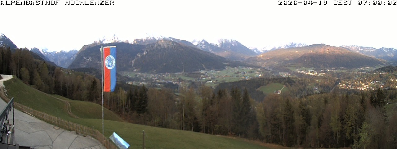 Archived image Webcam Schönau am Königssee - View Mountain Hut Hochlenzer