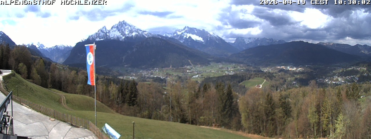 Archived image Webcam Schönau am Königssee - View Mountain Hut Hochlenzer