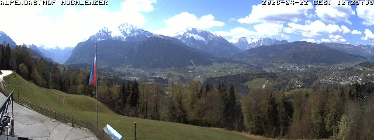 Archived image Webcam Schönau am Königssee - View Mountain Hut Hochlenzer