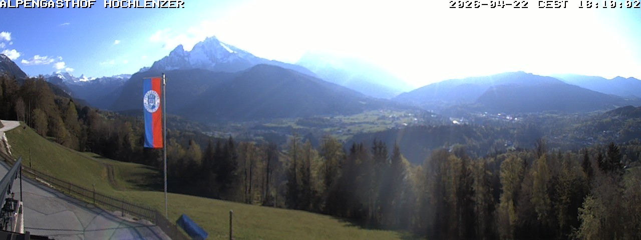 Archived image Webcam Schönau am Königssee - View Mountain Hut Hochlenzer