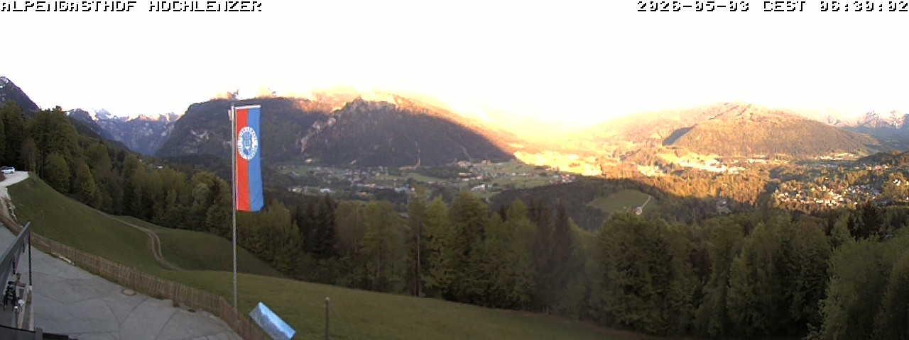 Archived image Webcam Schönau am Königssee - View Mountain Hut Hochlenzer