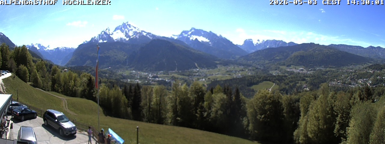 Archived image Webcam Schönau am Königssee - View Mountain Hut Hochlenzer