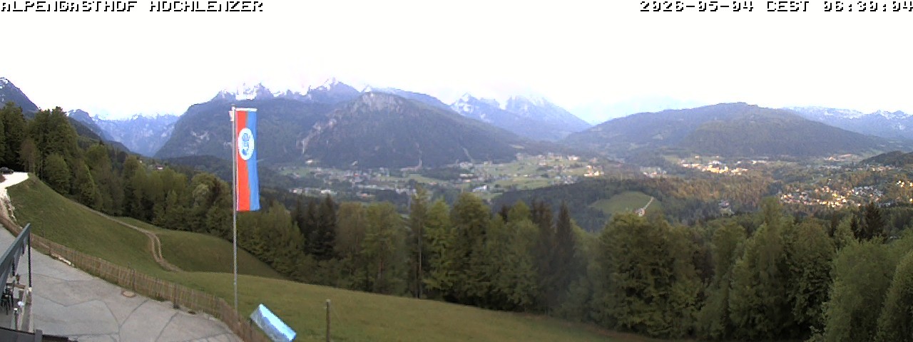 Archived image Webcam Schönau am Königssee - View Mountain Hut Hochlenzer