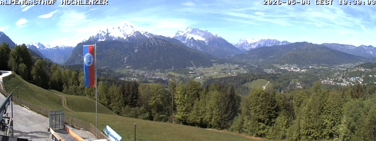 Archived image Webcam Schönau am Königssee - View Mountain Hut Hochlenzer