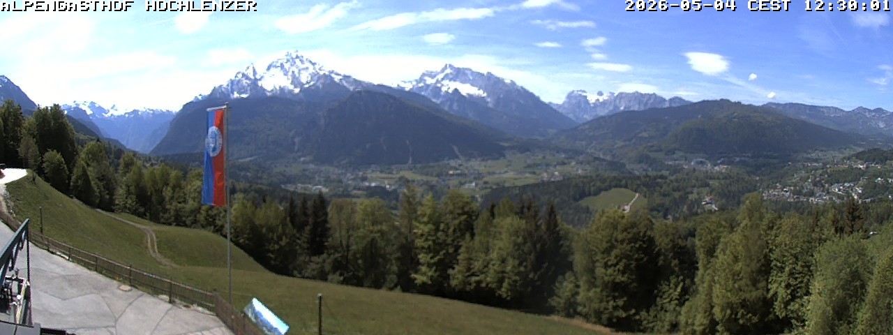 Archived image Webcam Schönau am Königssee - View Mountain Hut Hochlenzer