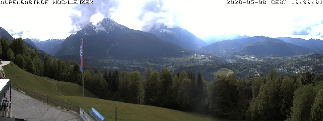 Archived image Webcam Schönau am Königssee - View Mountain Hut Hochlenzer