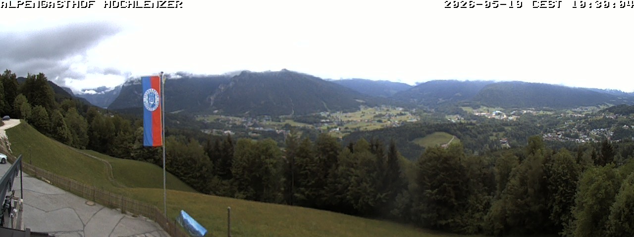 Archived image Webcam Schönau am Königssee - View Mountain Hut Hochlenzer