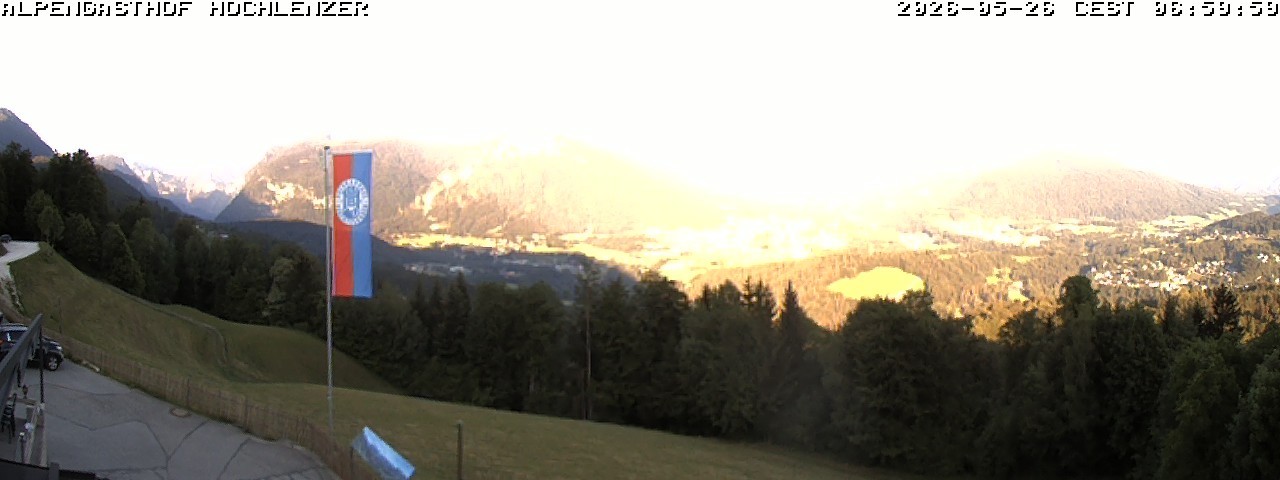 Archived image Webcam Schönau am Königssee - View Mountain Hut Hochlenzer