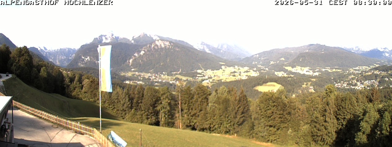 Archived image Webcam Schönau am Königssee - View Mountain Hut Hochlenzer