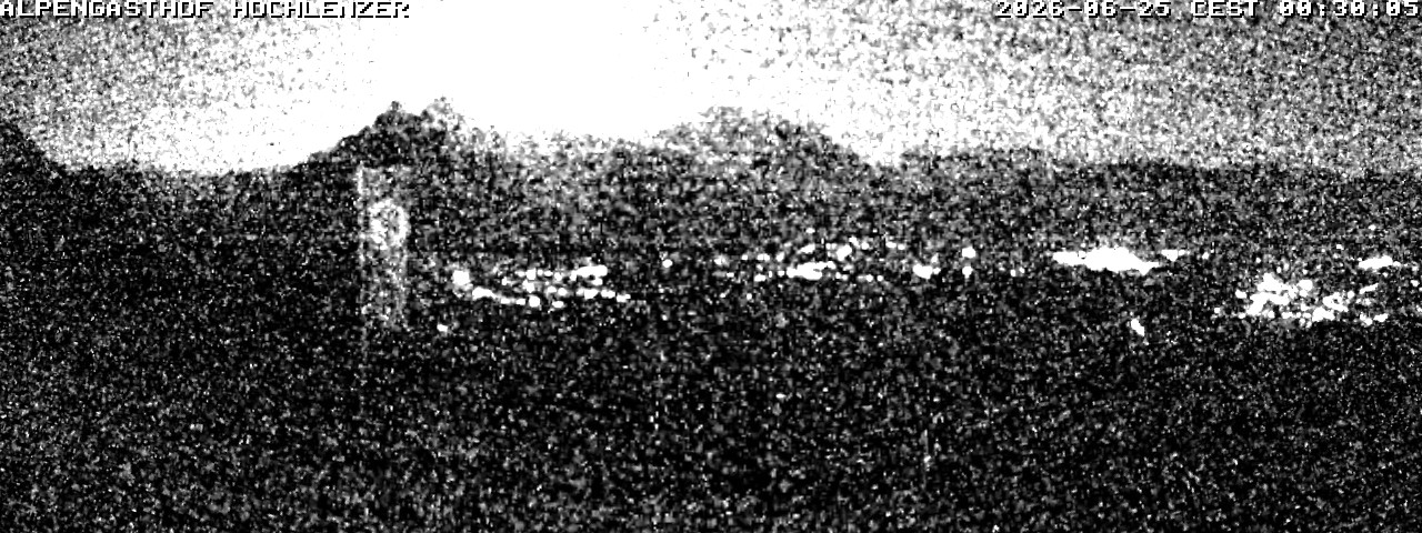 Archived image Webcam Schönau am Königssee - View Mountain Hut Hochlenzer