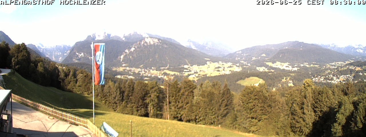 Archived image Webcam Schönau am Königssee - View Mountain Hut Hochlenzer