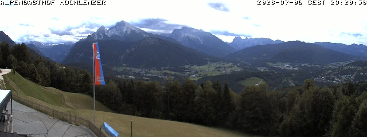 Archived image Webcam Schönau am Königssee - View Mountain Hut Hochlenzer