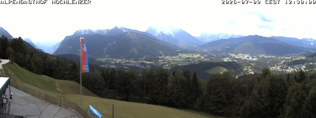 Archived image Webcam Schönau am Königssee - View Mountain Hut Hochlenzer