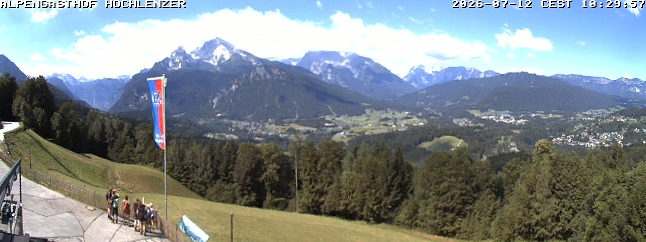 Archived image Webcam Schönau am Königssee - View Mountain Hut Hochlenzer