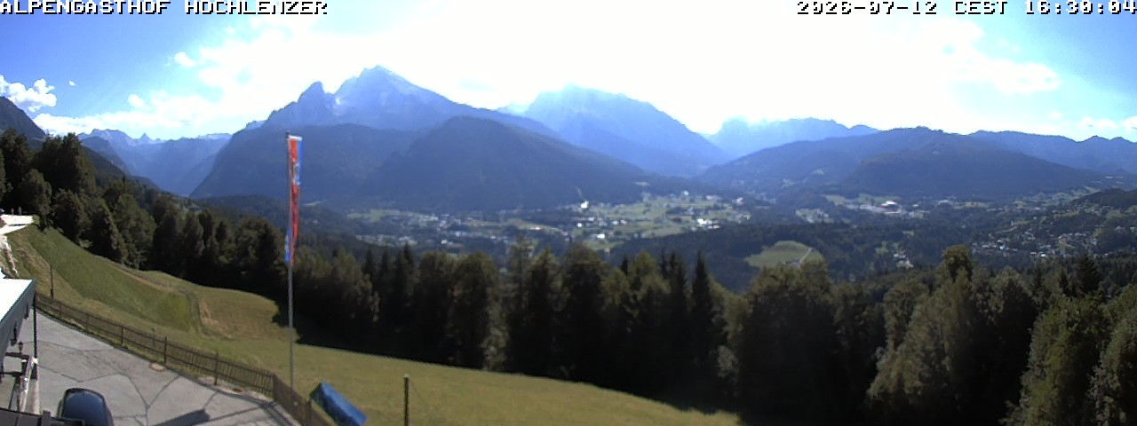 Archived image Webcam Schönau am Königssee - View Mountain Hut Hochlenzer