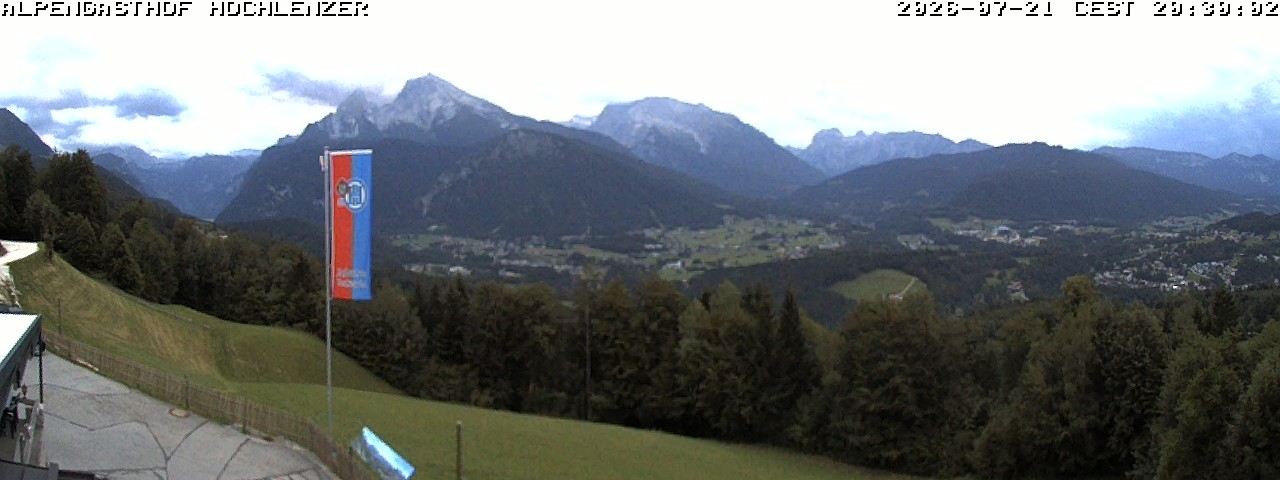 Archived image Webcam Schönau am Königssee - View Mountain Hut Hochlenzer