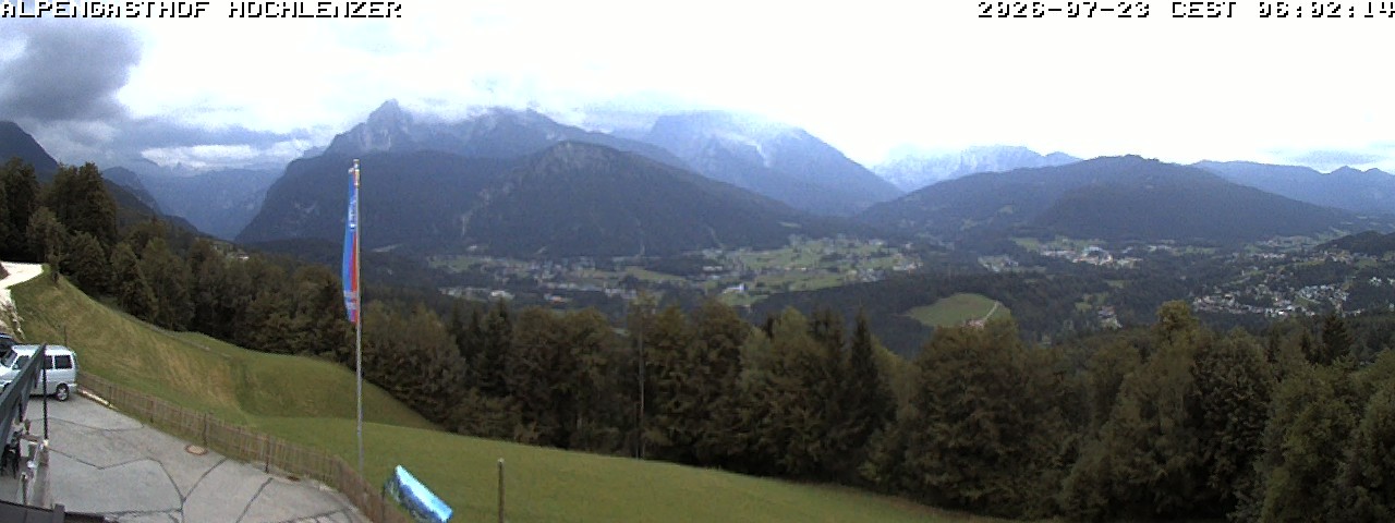 Archived image Webcam Schönau am Königssee - View Mountain Hut Hochlenzer