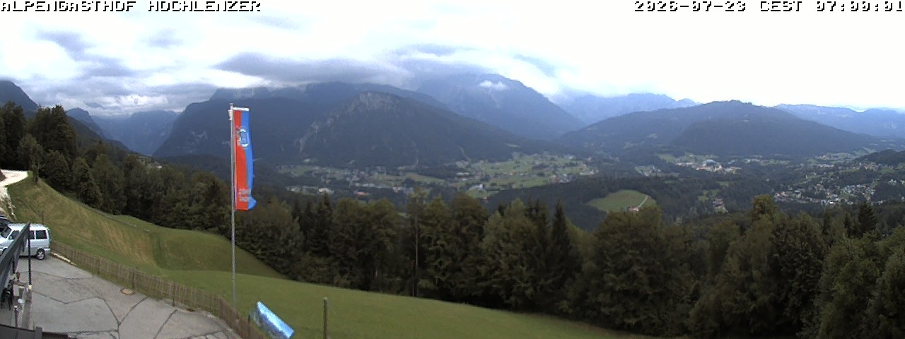 Archived image Webcam Schönau am Königssee - View Mountain Hut Hochlenzer