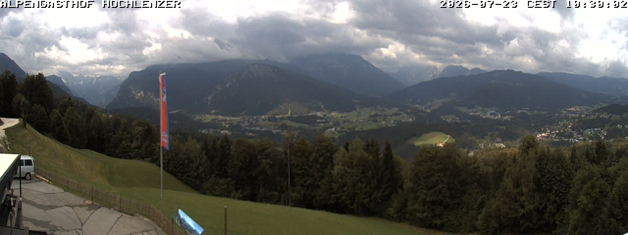 Archived image Webcam Schönau am Königssee - View Mountain Hut Hochlenzer