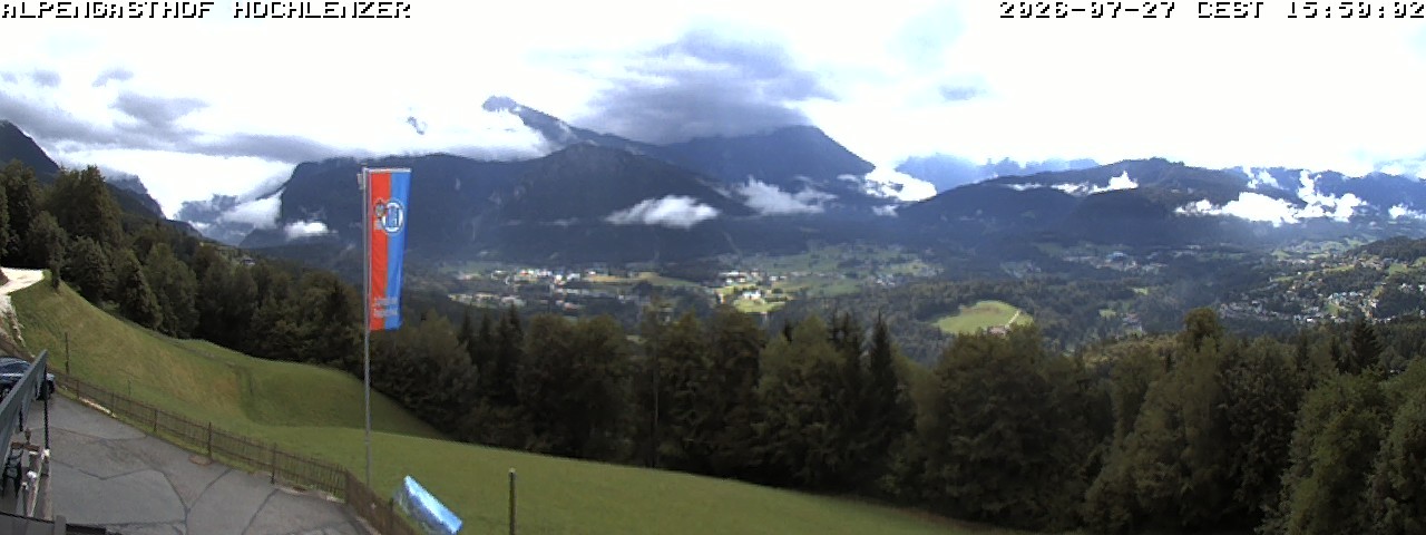 Archived image Webcam Schönau am Königssee - View Mountain Hut Hochlenzer