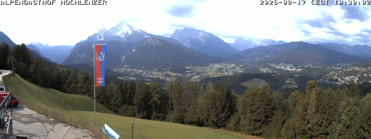 Archived image Webcam Schönau am Königssee - View Mountain Hut Hochlenzer