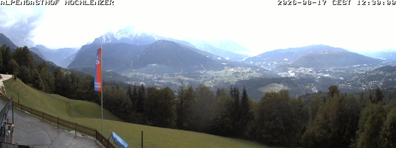 Archived image Webcam Schönau am Königssee - View Mountain Hut Hochlenzer