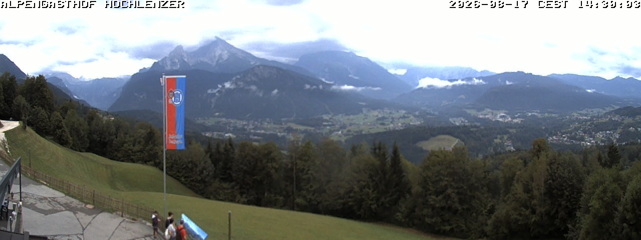 Archived image Webcam Schönau am Königssee - View Mountain Hut Hochlenzer