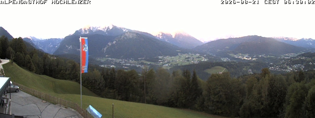 Archived image Webcam Schönau am Königssee - View Mountain Hut Hochlenzer