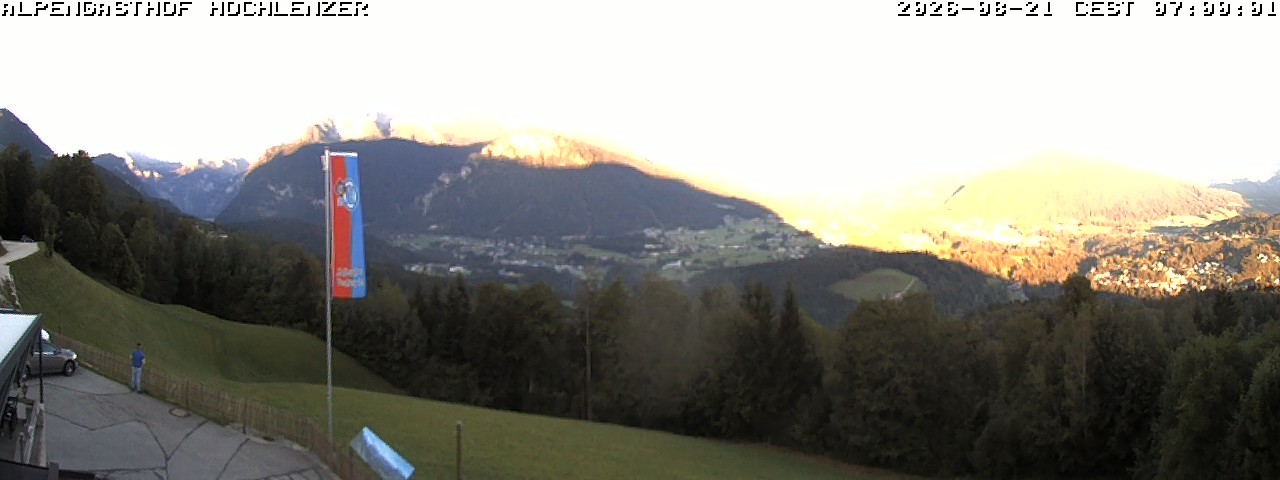 Archived image Webcam Schönau am Königssee - View Mountain Hut Hochlenzer