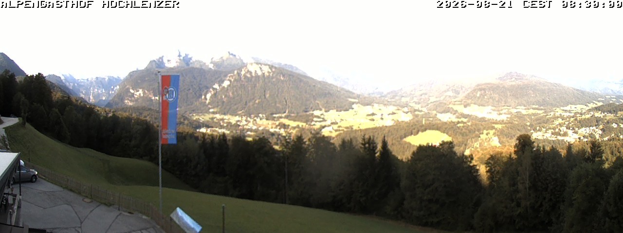 Archived image Webcam Schönau am Königssee - View Mountain Hut Hochlenzer