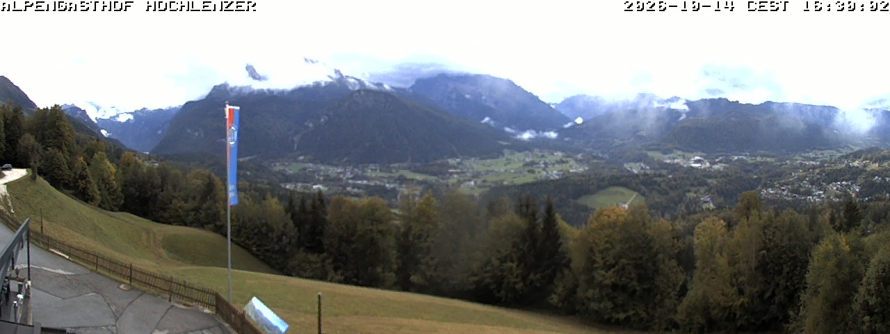 Archived image Webcam Schönau am Königssee - View Mountain Hut Hochlenzer