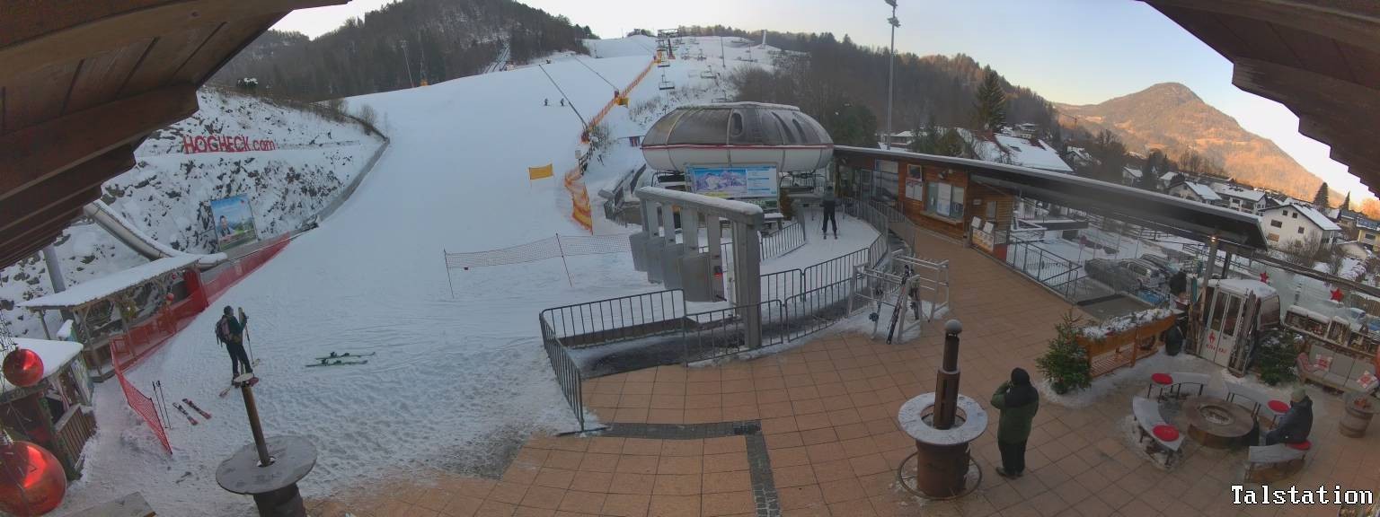Archiv Foto Webcam Skigebiet Oberaudorf Hocheck: Talstation