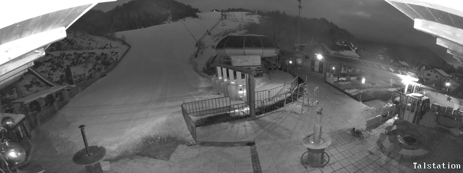Archiv Foto Webcam Skigebiet Oberaudorf Hocheck: Talstation