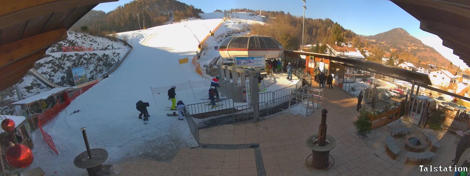 Archiv Foto Webcam Skigebiet Oberaudorf Hocheck: Talstation